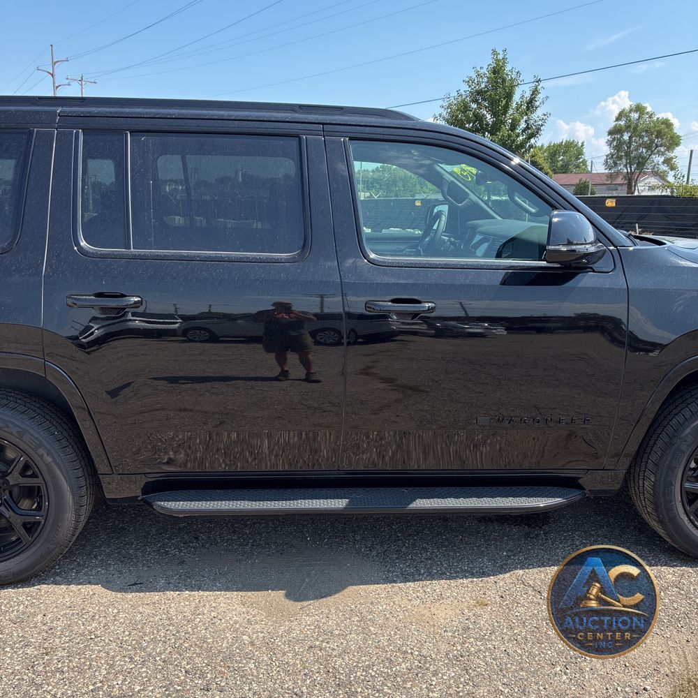 2024 Jeep Wagoneer Series II Carbide