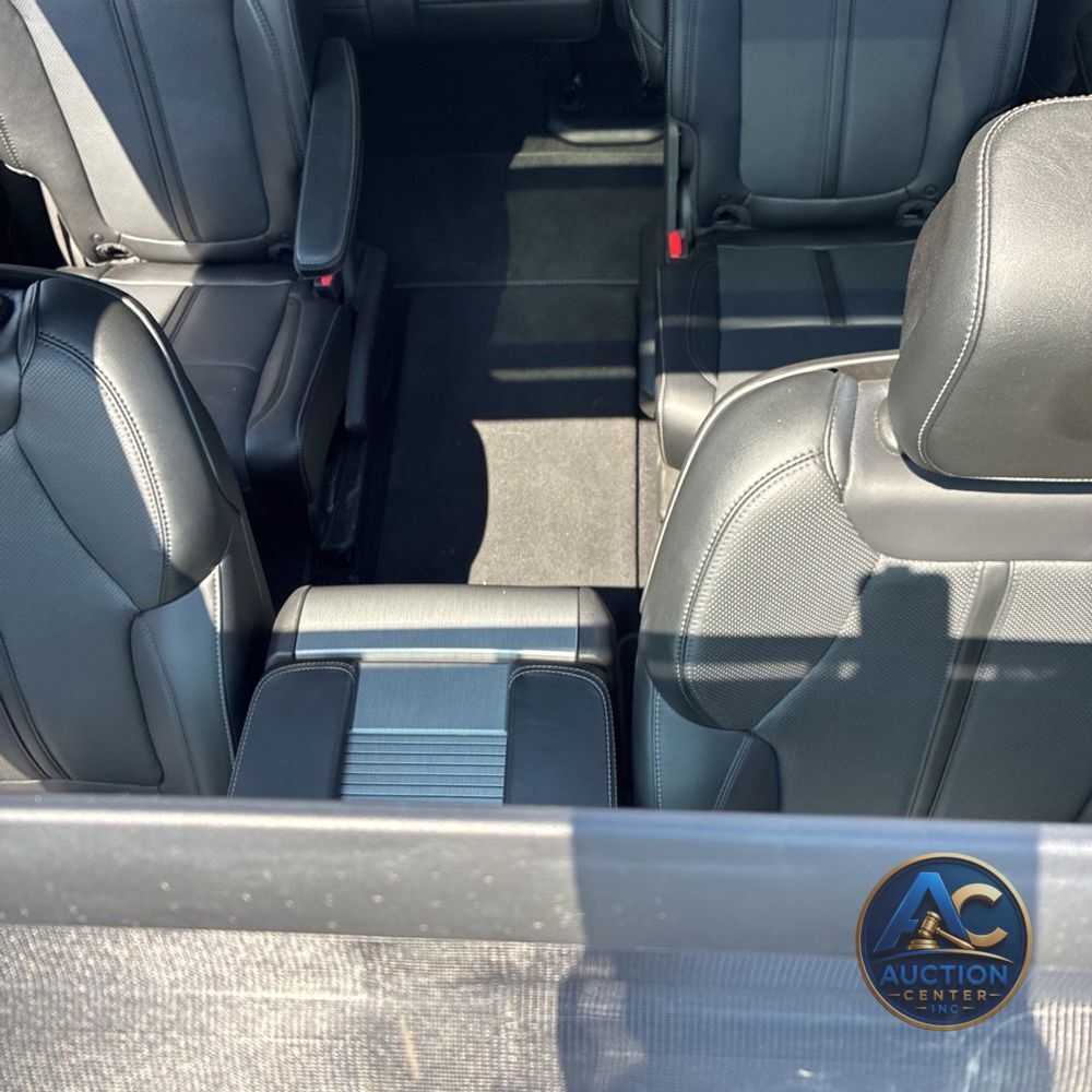 2024 Jeep Wagoneer Series II Carbide