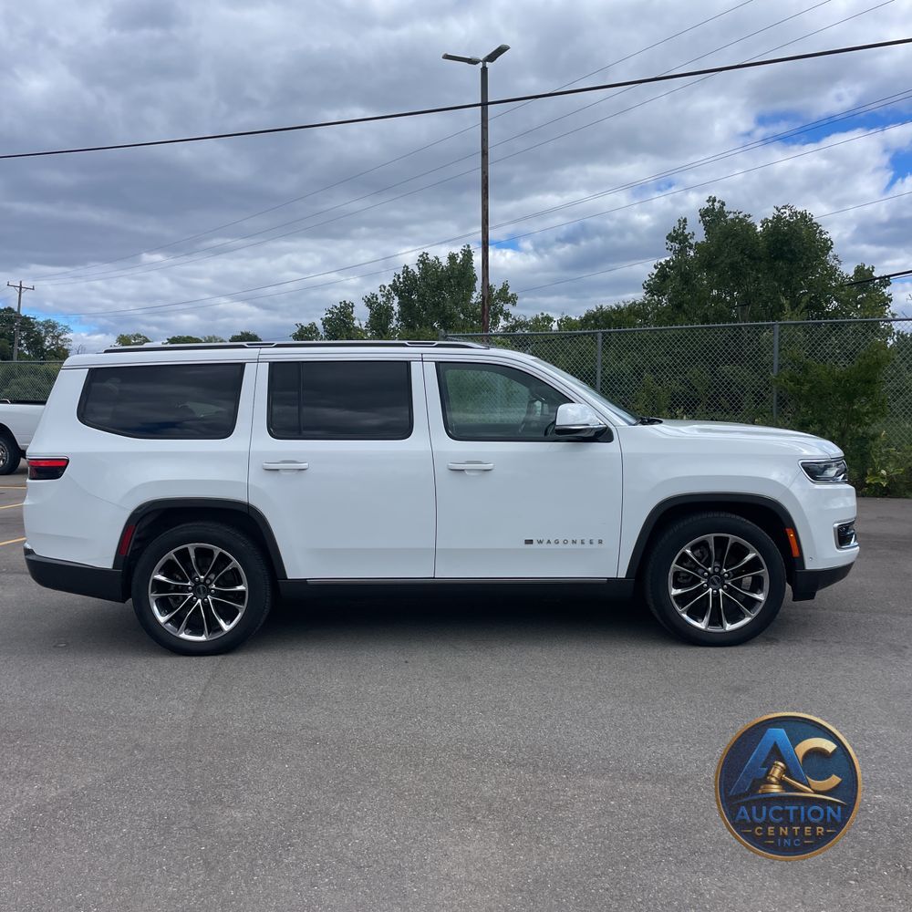 2022 Jeep Wagoneer Series III
