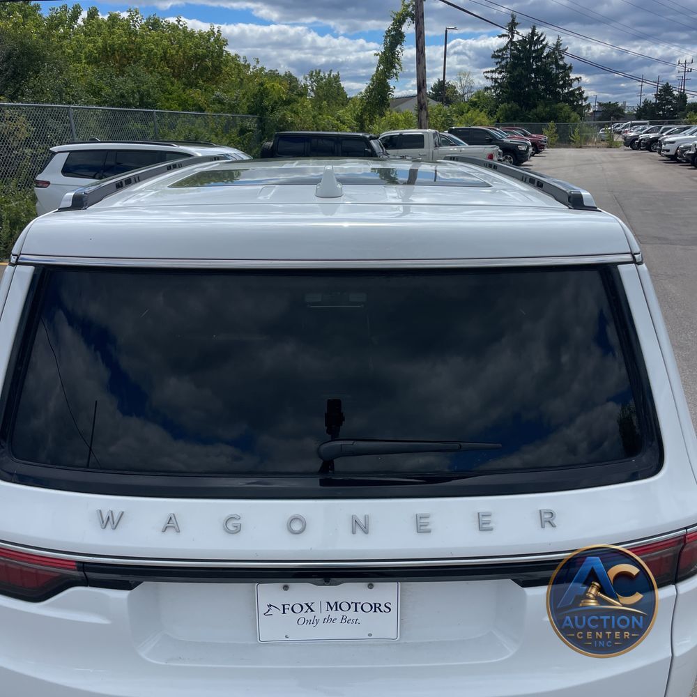 2022 Jeep Wagoneer Series III