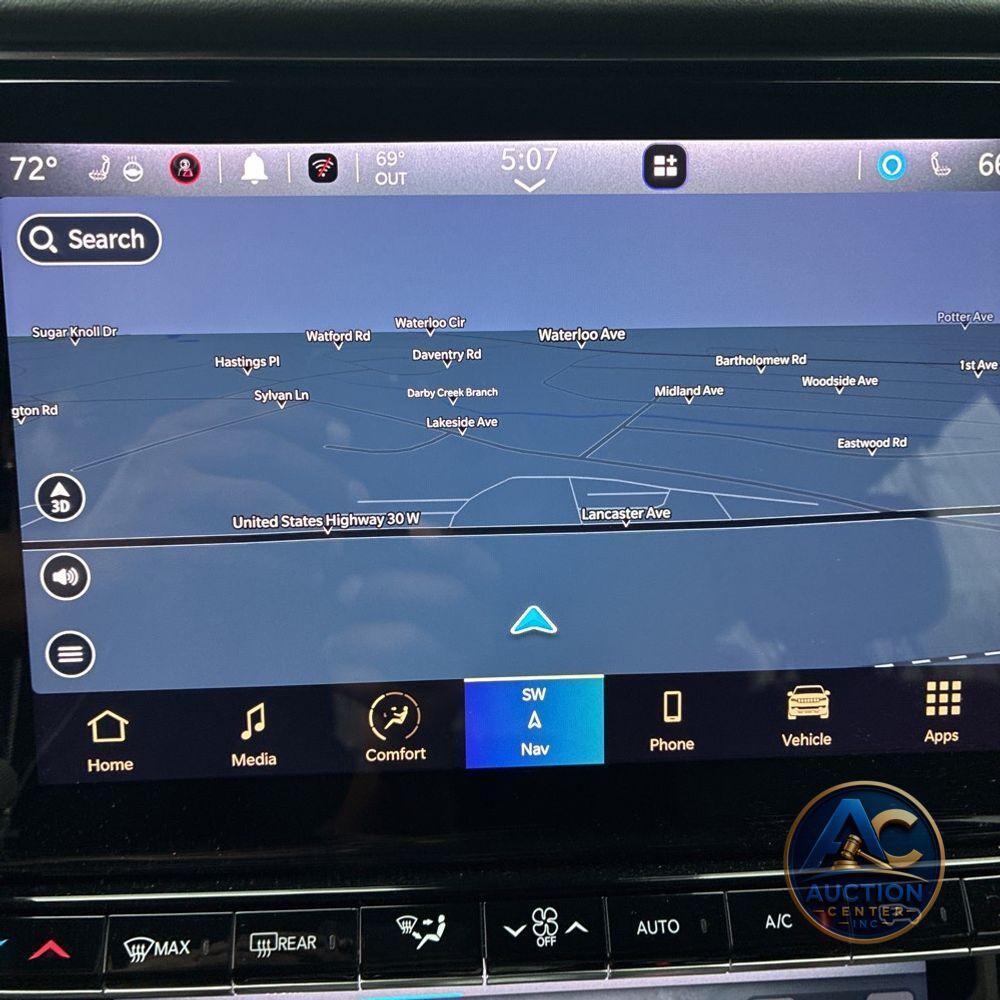 2023 Jeep Grand Wagoneer Base