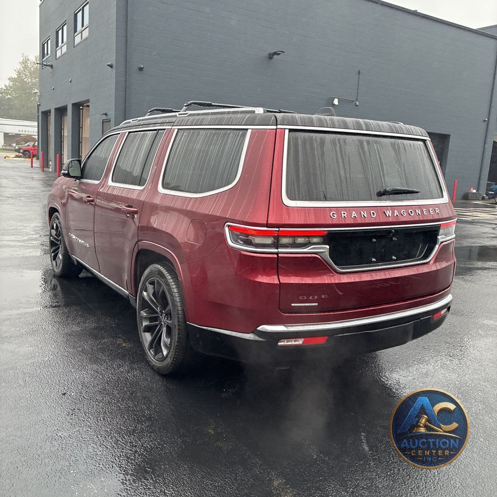 2023 Jeep Grand Wagoneer Base