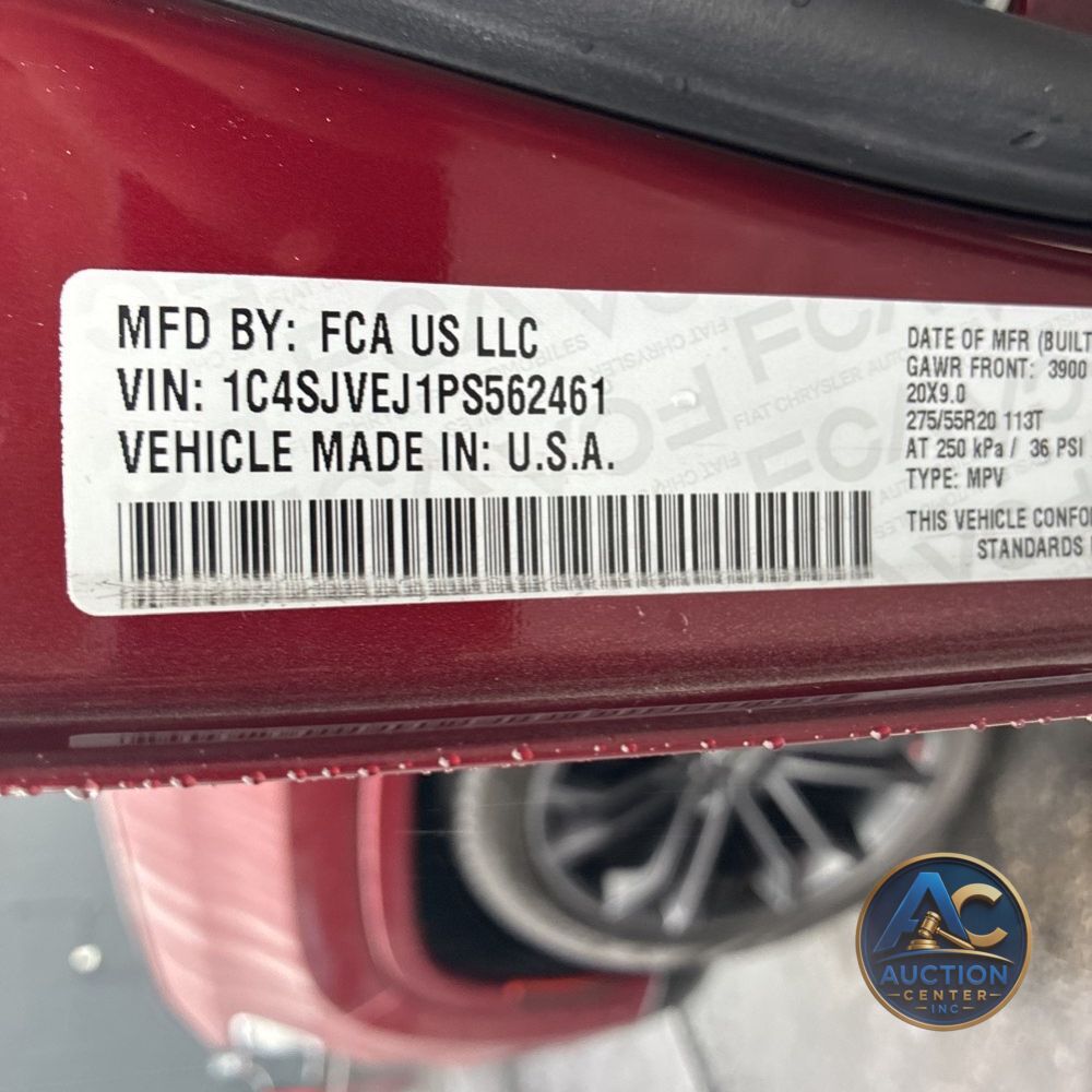 2023 Jeep Grand Wagoneer Base