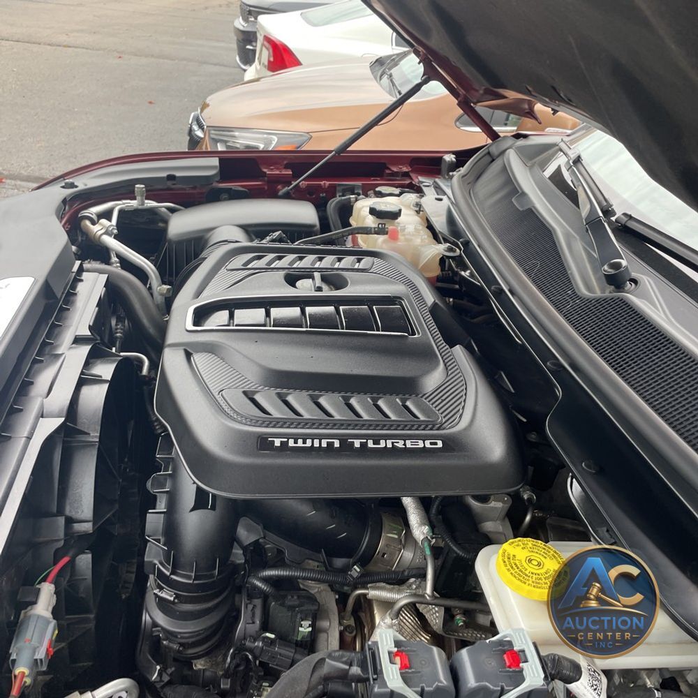 2024 Jeep Grand Wagoneer Base