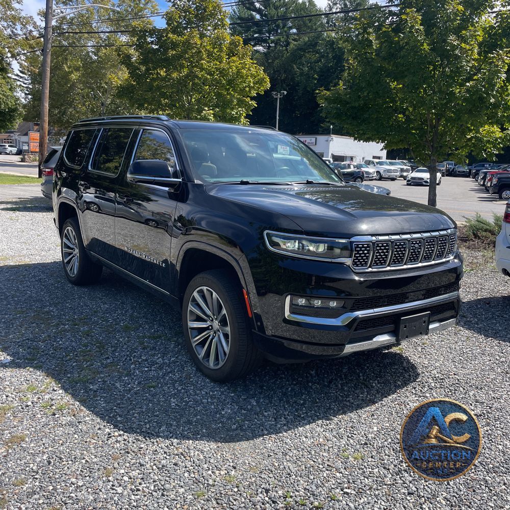2022 Jeep Grand Wagoneer Series II