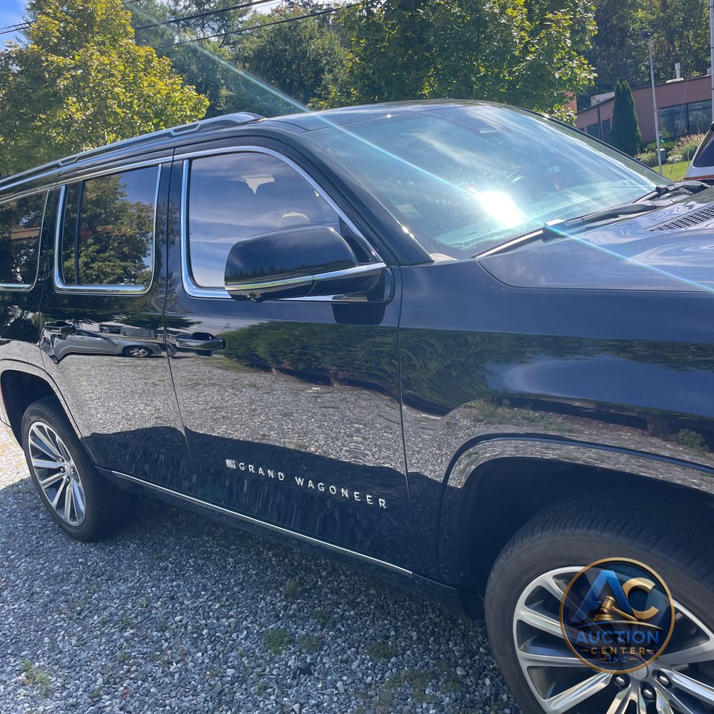 2022 Jeep Grand Wagoneer Series II