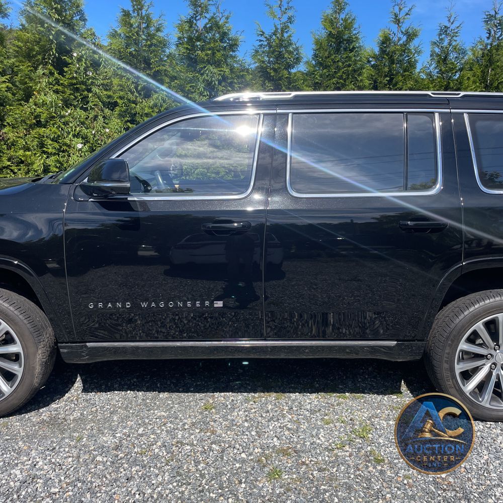 2022 Jeep Grand Wagoneer Series II