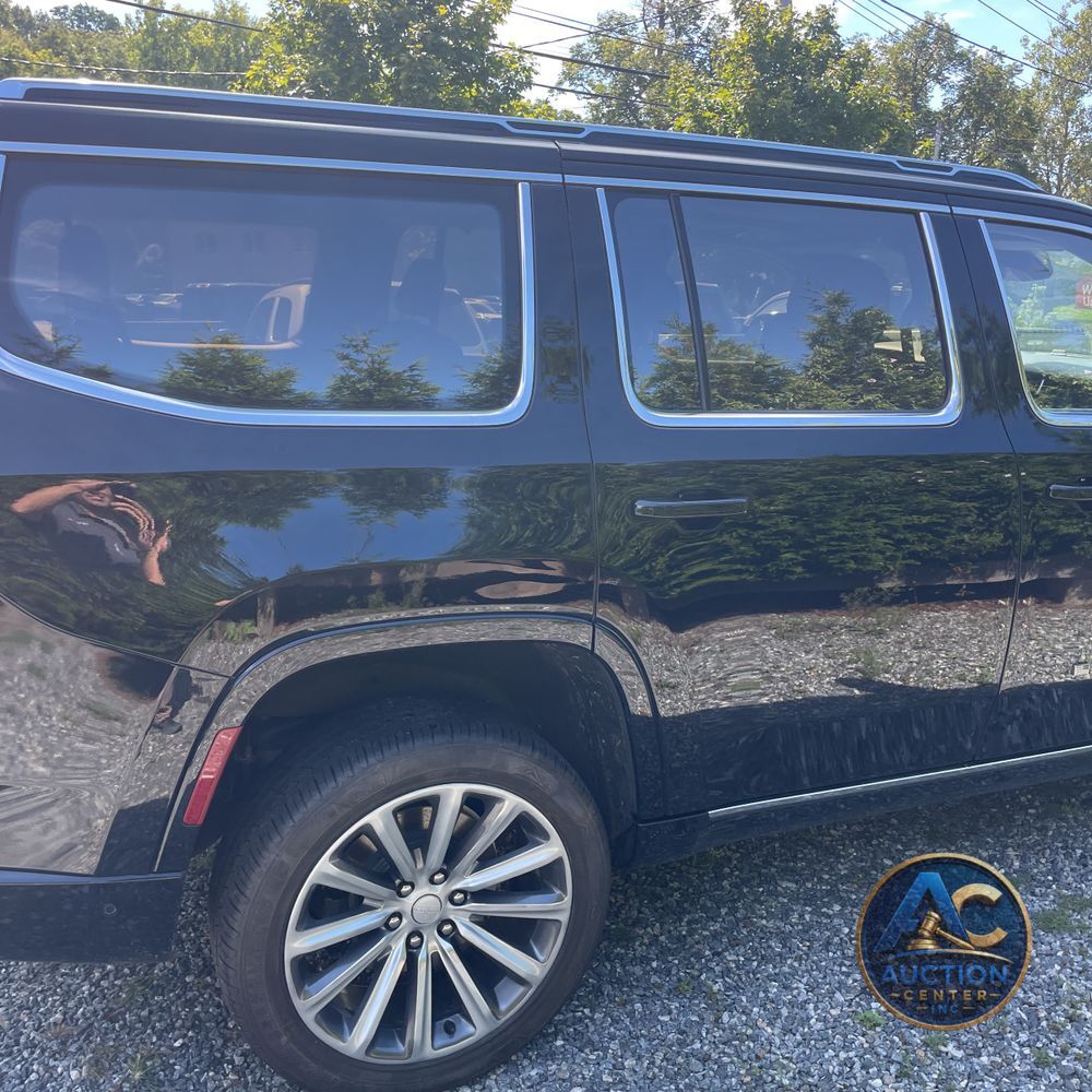 2022 Jeep Grand Wagoneer Series II