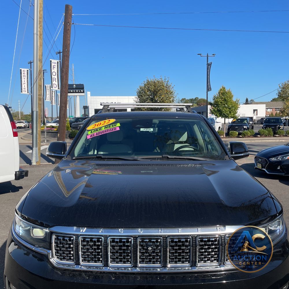 2022 Jeep Grand Wagoneer Series II