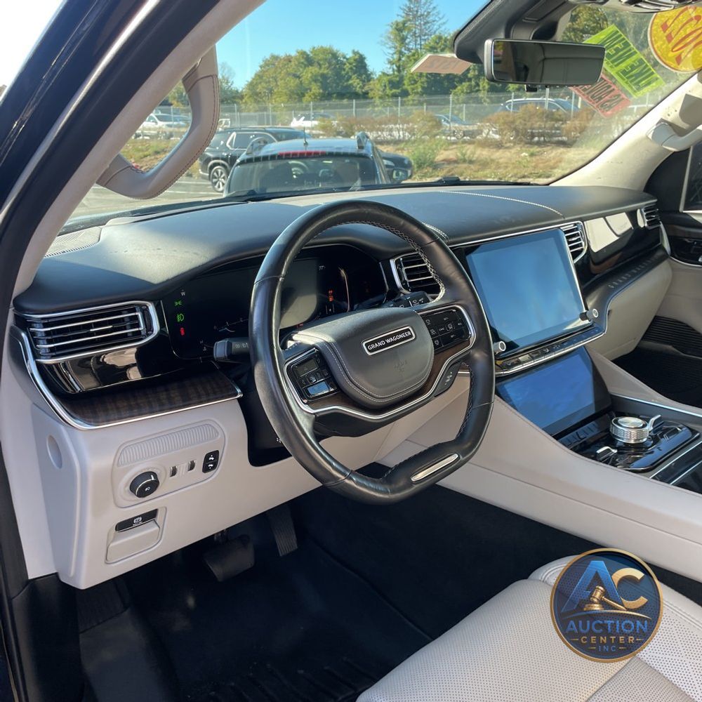 2022 Jeep Grand Wagoneer Series II
