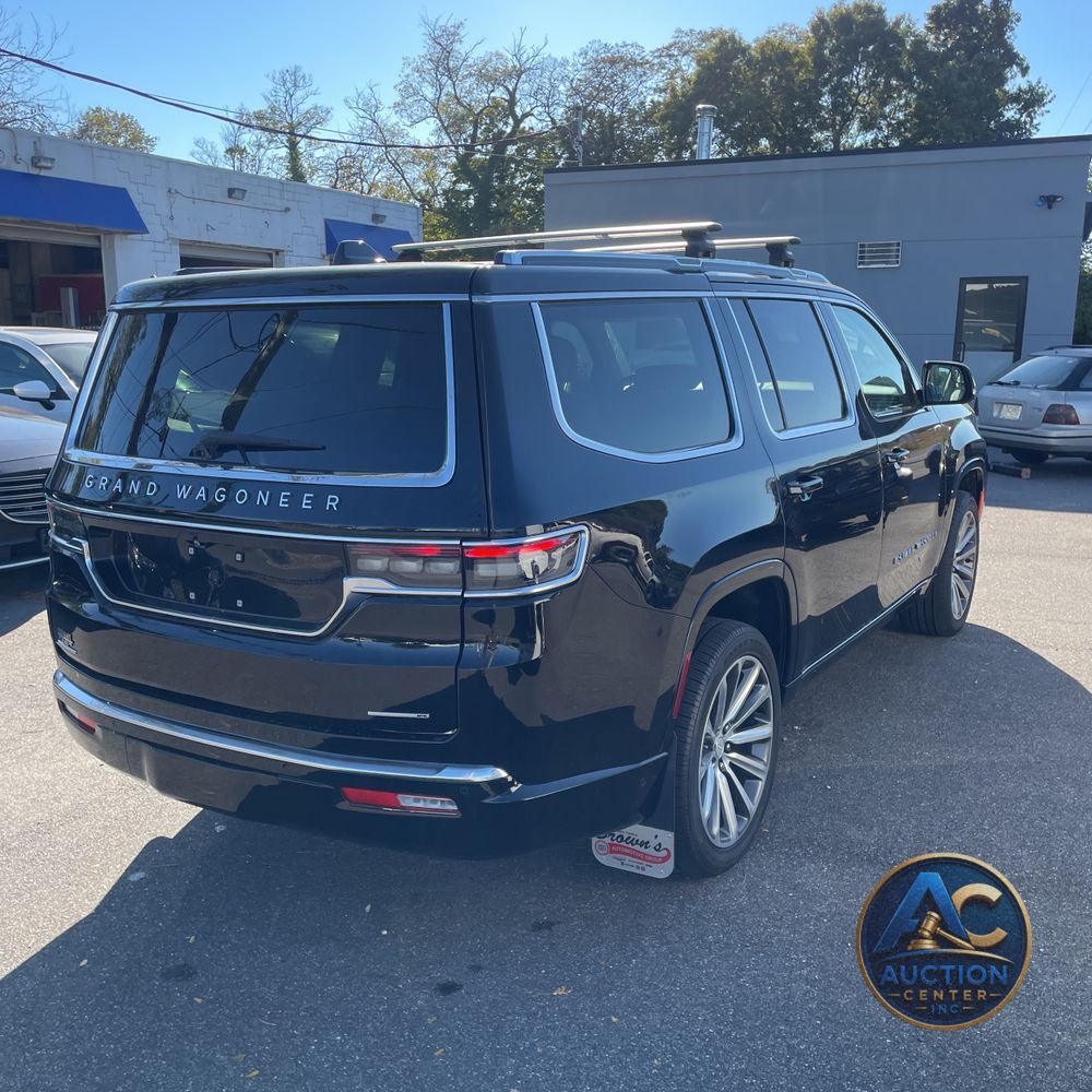 2022 Jeep Grand Wagoneer Series II