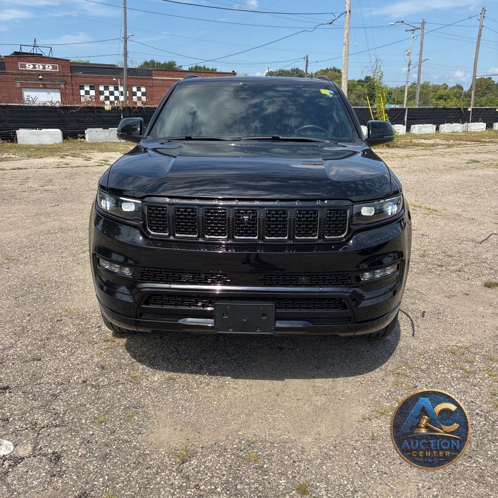 2023 Jeep Grand Wagoneer Series II Obsidian