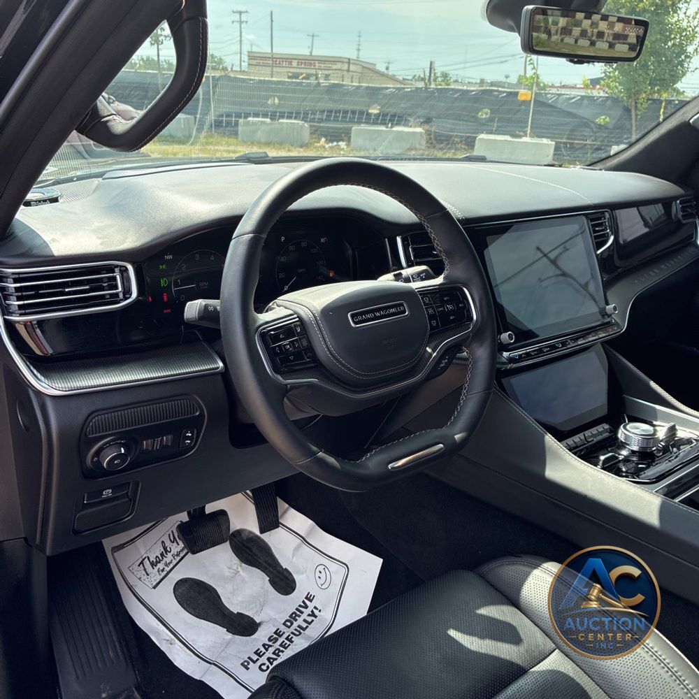 2023 Jeep Grand Wagoneer Series II Obsidian