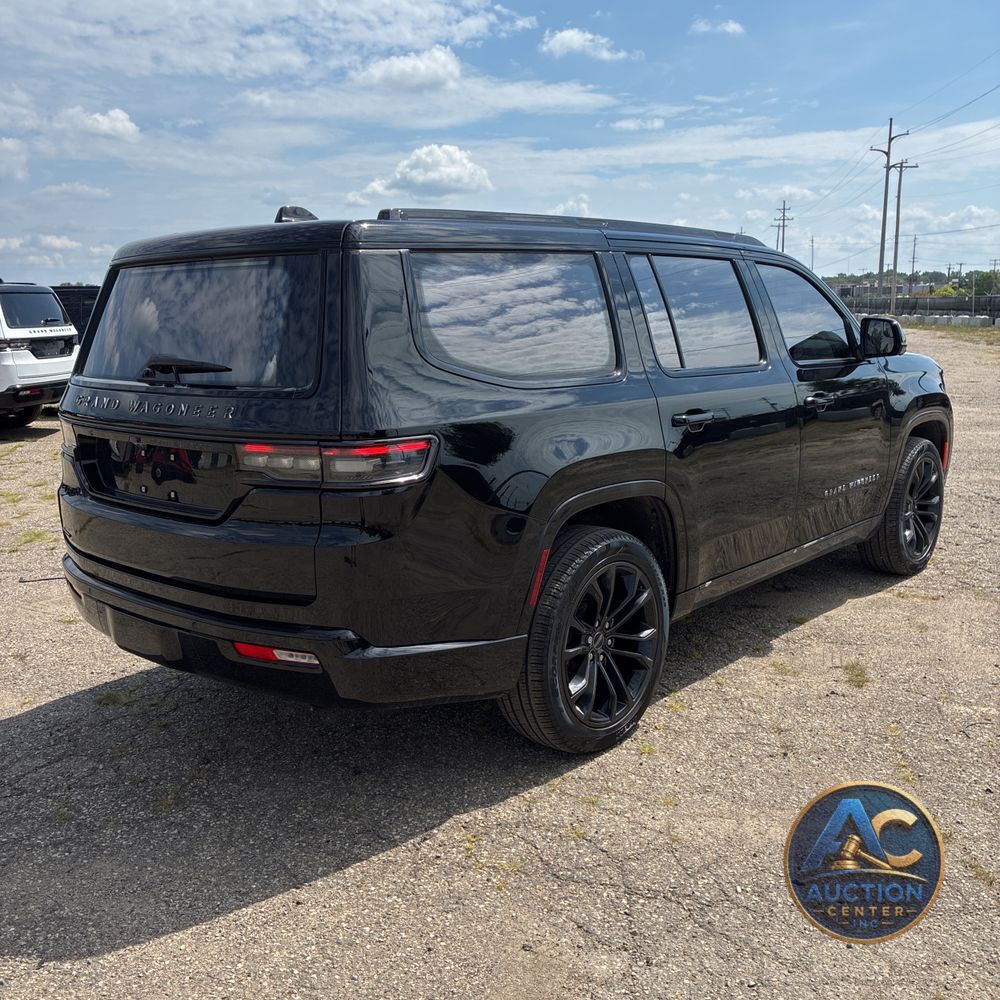 2023 Jeep Grand Wagoneer Series II Obsidian