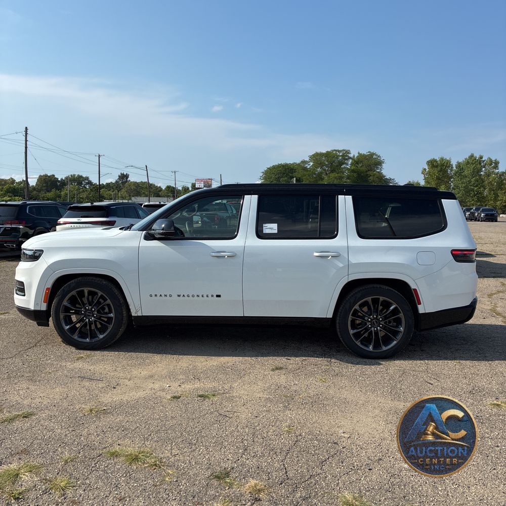 2024 Jeep Grand Wagoneer Series II Obsidian