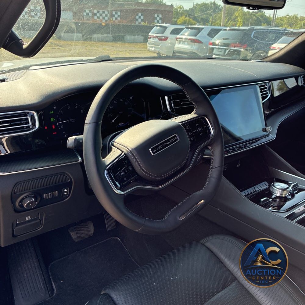 2024 Jeep Grand Wagoneer Series II Obsidian