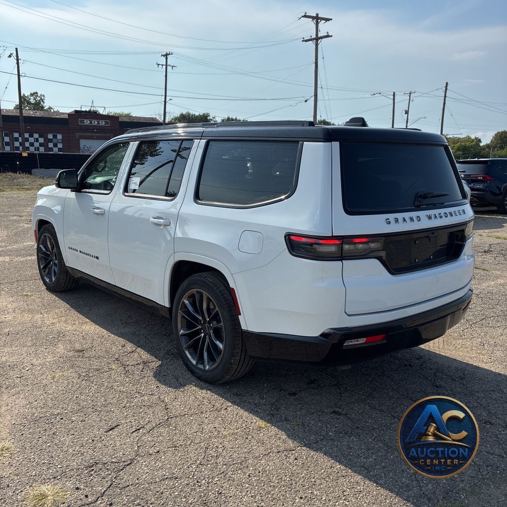 2024 Jeep Grand Wagoneer Series II Obsidian