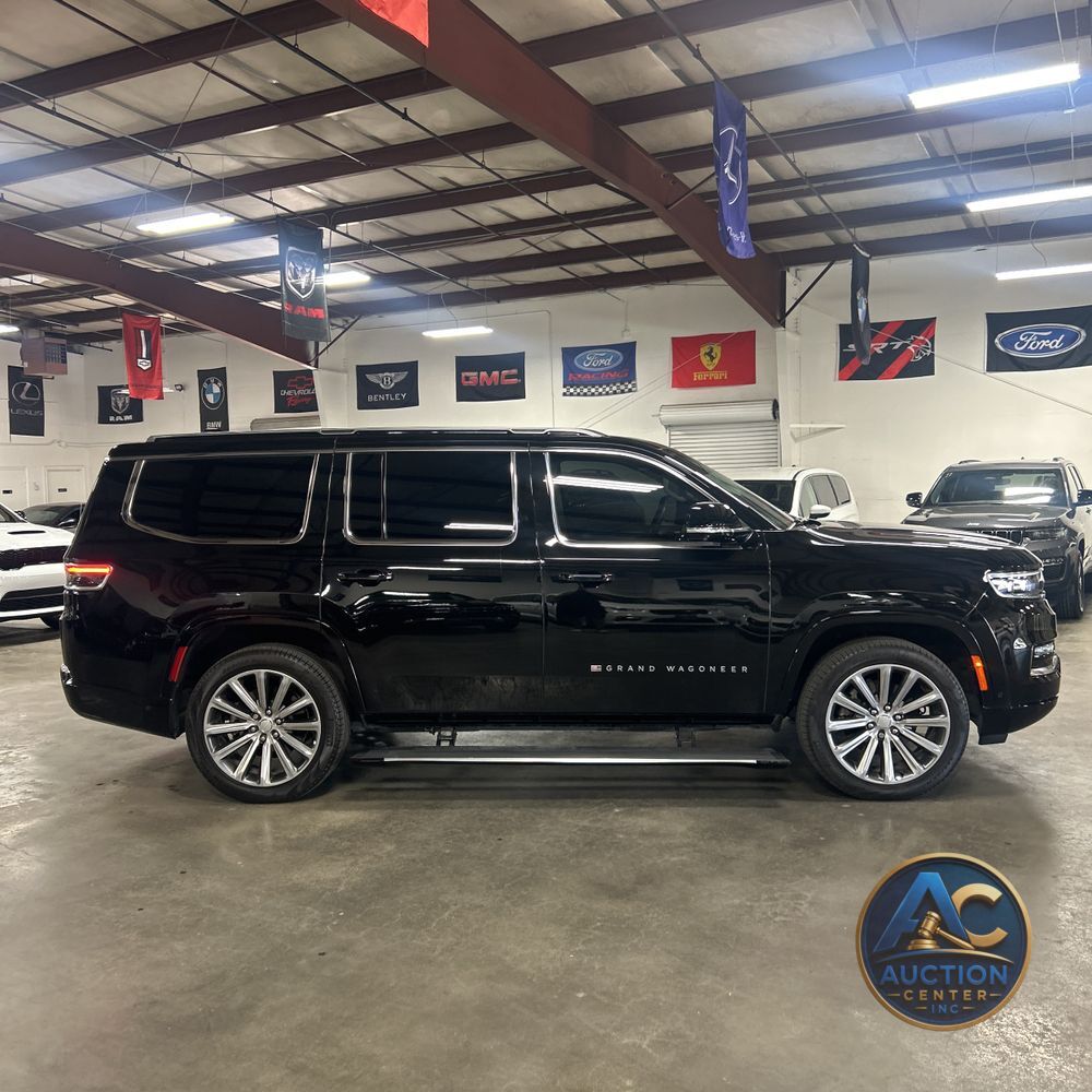 2023 Jeep Grand Wagoneer Series II