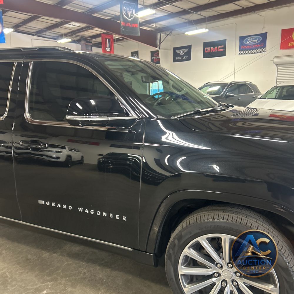 2023 Jeep Grand Wagoneer Series II
