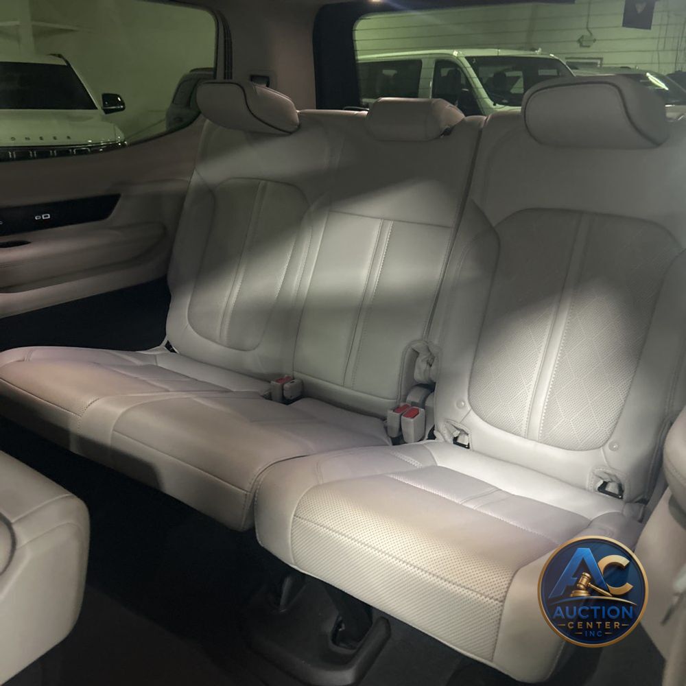 2023 Jeep Grand Wagoneer Series II