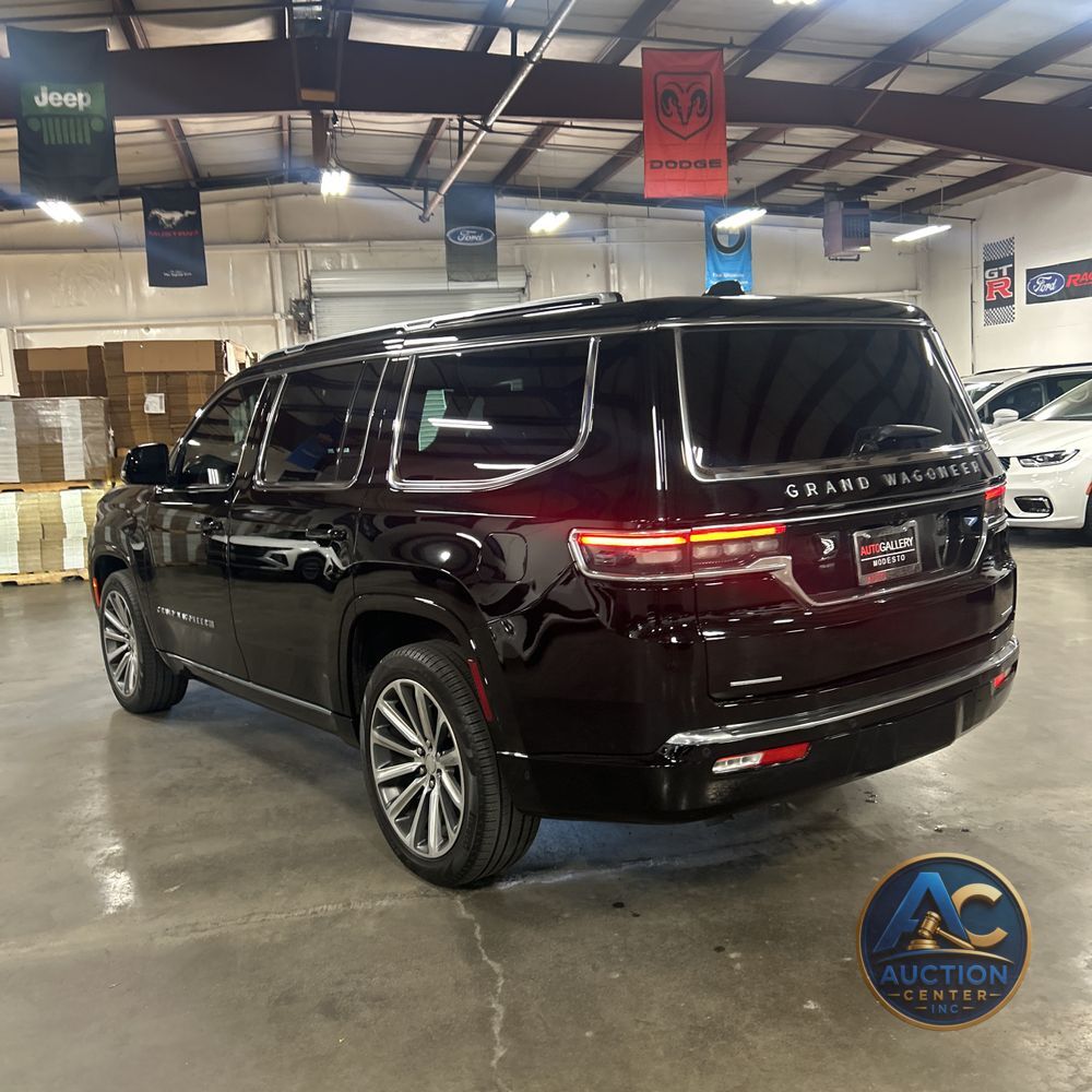 2023 Jeep Grand Wagoneer Series II