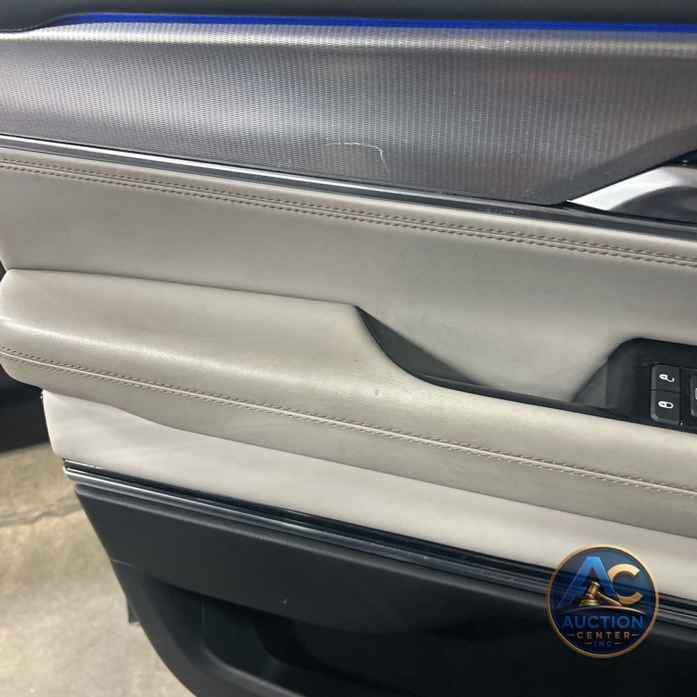 2023 Jeep Grand Wagoneer Series II