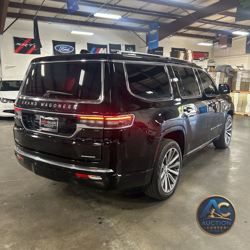 2023 Jeep Grand Wagoneer Series II