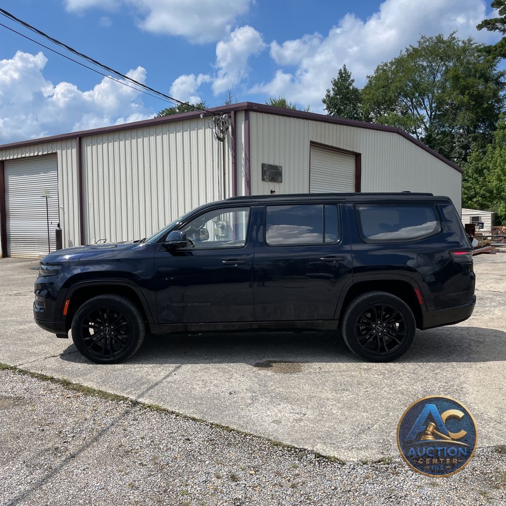 2023 Jeep Grand Wagoneer Obsidian