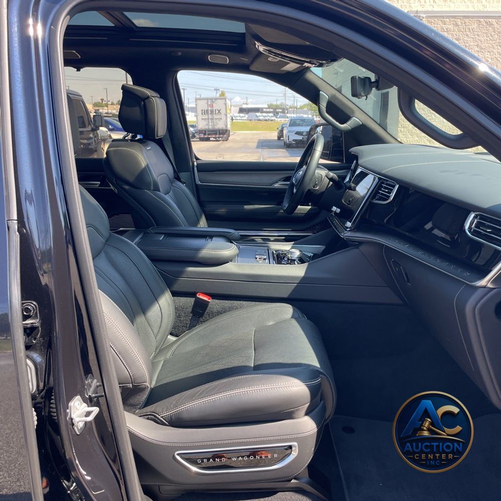 2023 Jeep Grand Wagoneer Obsidian