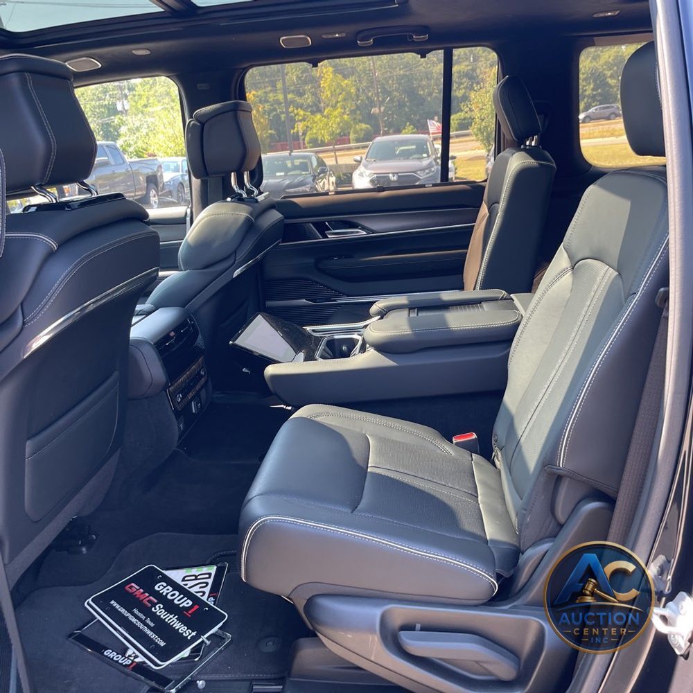 2023 Jeep Grand Wagoneer Obsidian