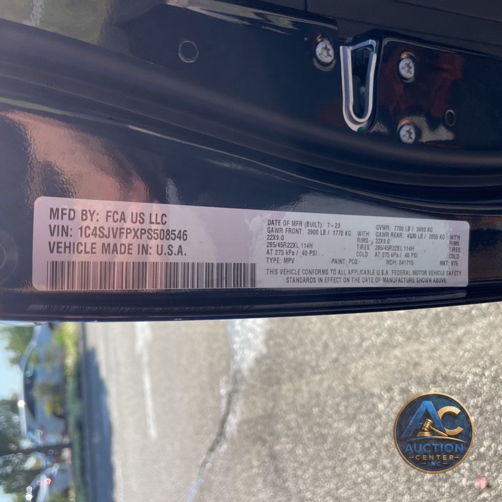 2023 Jeep Grand Wagoneer Obsidian