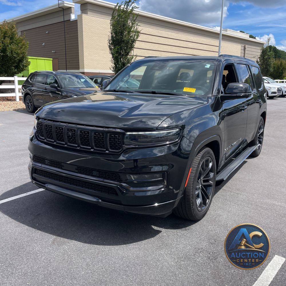 2024 Jeep Grand Wagoneer Obsidian