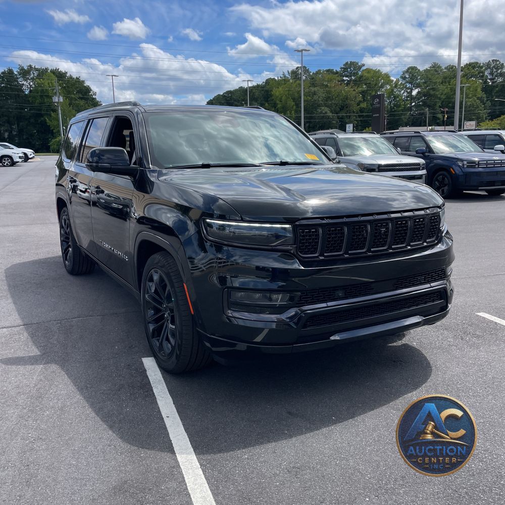2024 Jeep Grand Wagoneer Obsidian