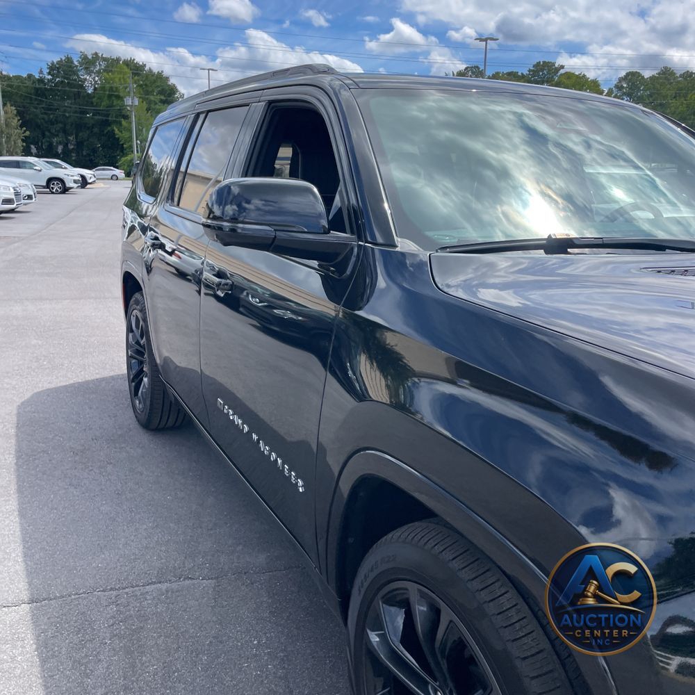 2024 Jeep Grand Wagoneer Obsidian