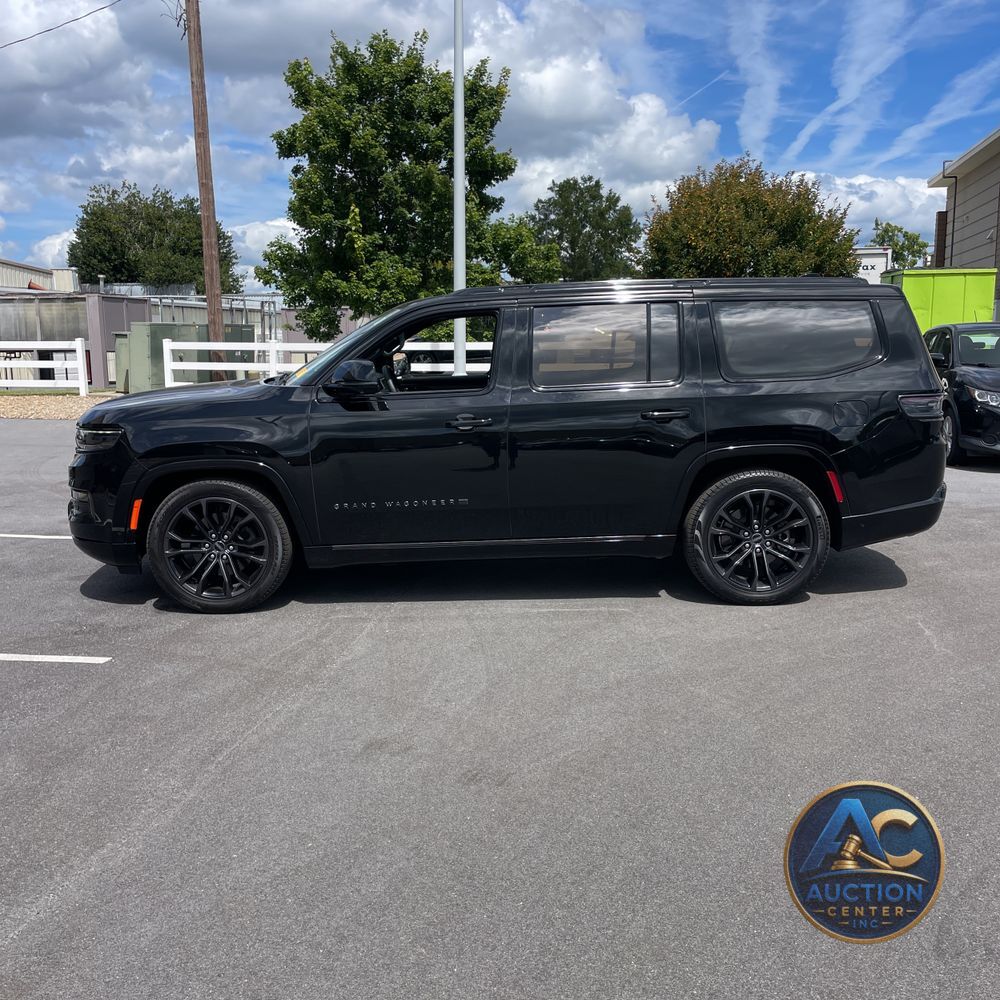 2024 Jeep Grand Wagoneer Obsidian