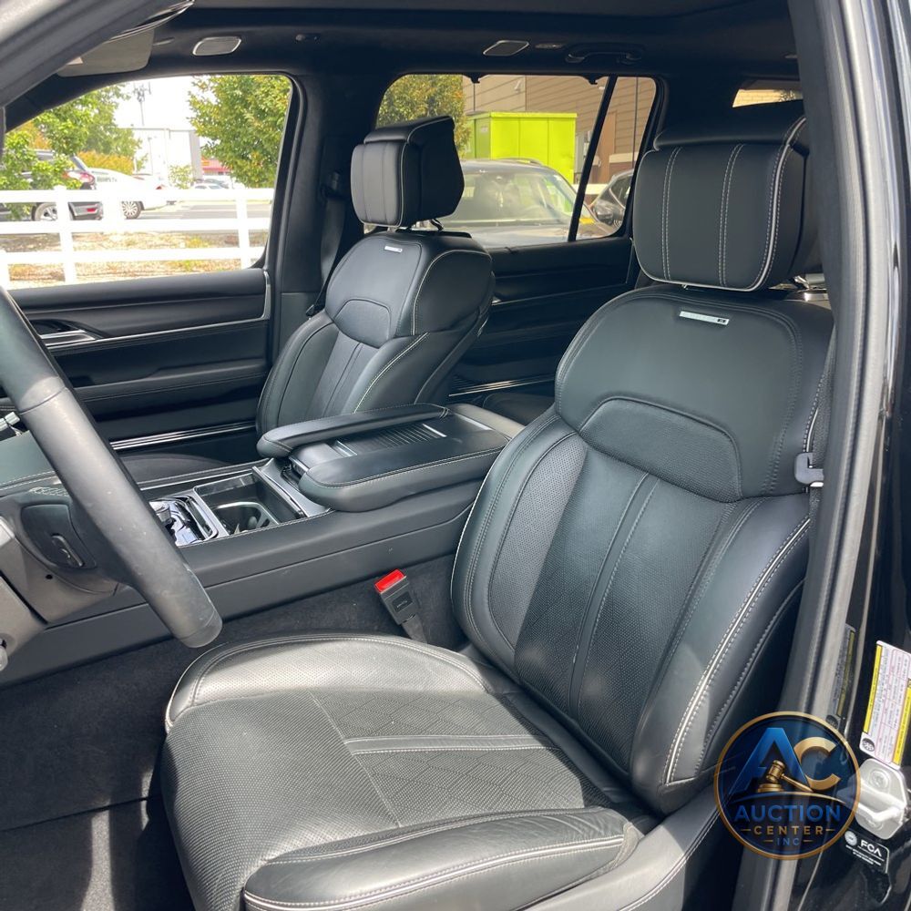 2024 Jeep Grand Wagoneer Obsidian