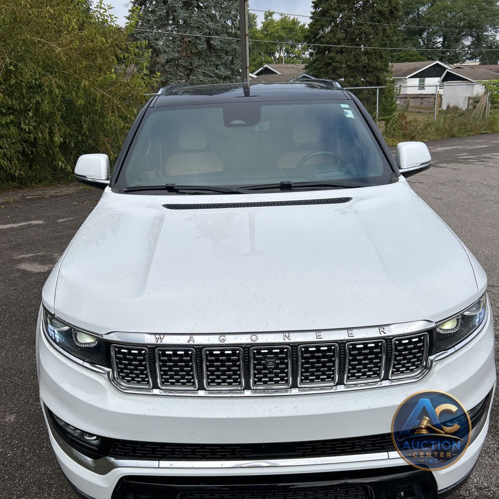 2022 Jeep Grand Wagoneer Series III