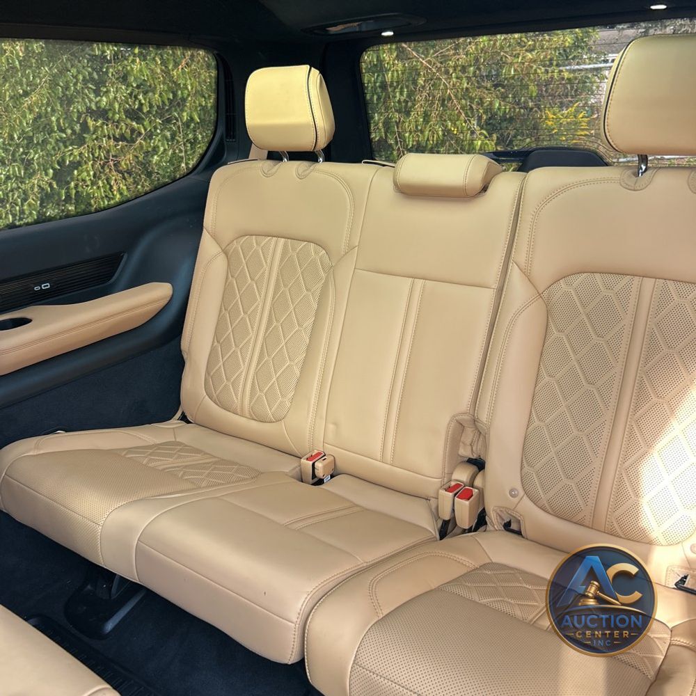 2022 Jeep Grand Wagoneer Series III