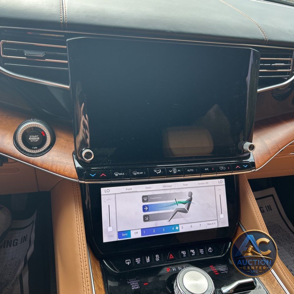 2022 Jeep Grand Wagoneer Series III