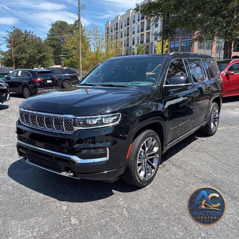 2022 Jeep Grand Wagoneer Series III