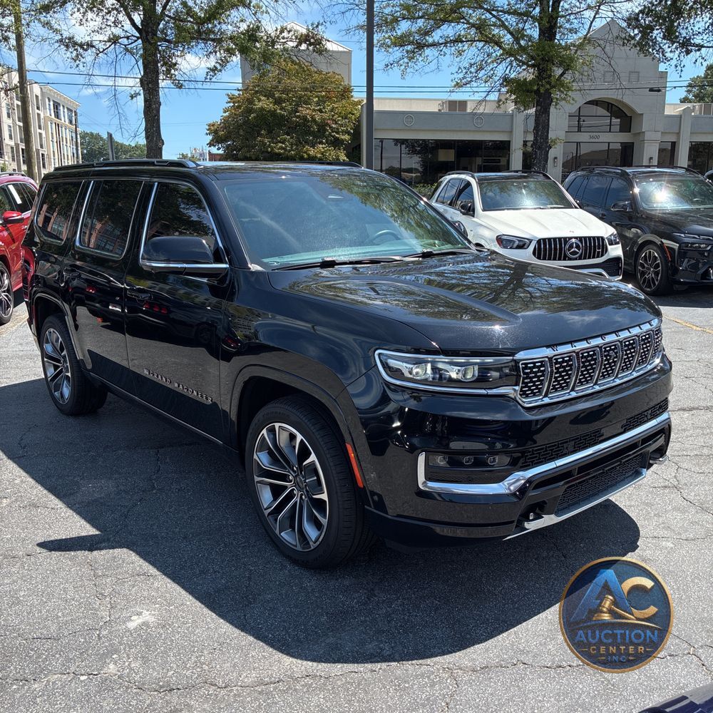 2022 Jeep Grand Wagoneer Series III