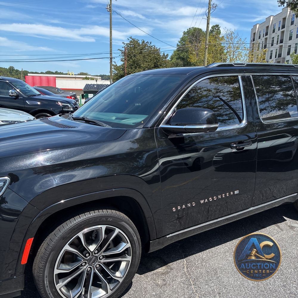 2022 Jeep Grand Wagoneer Series III