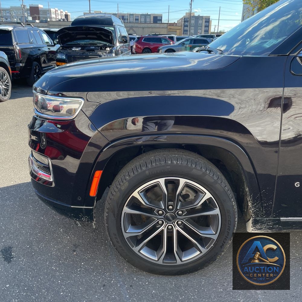 2023 Jeep Grand Wagoneer Series III