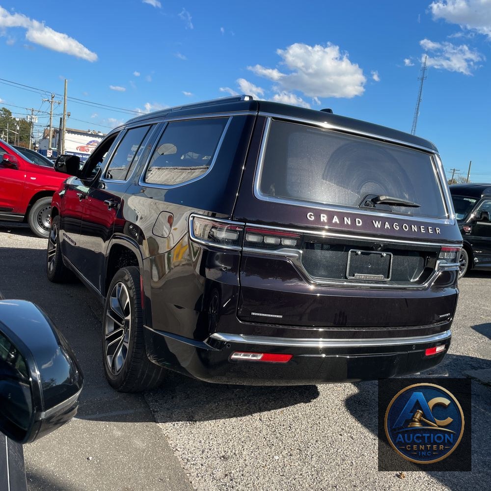 2023 Jeep Grand Wagoneer Series III