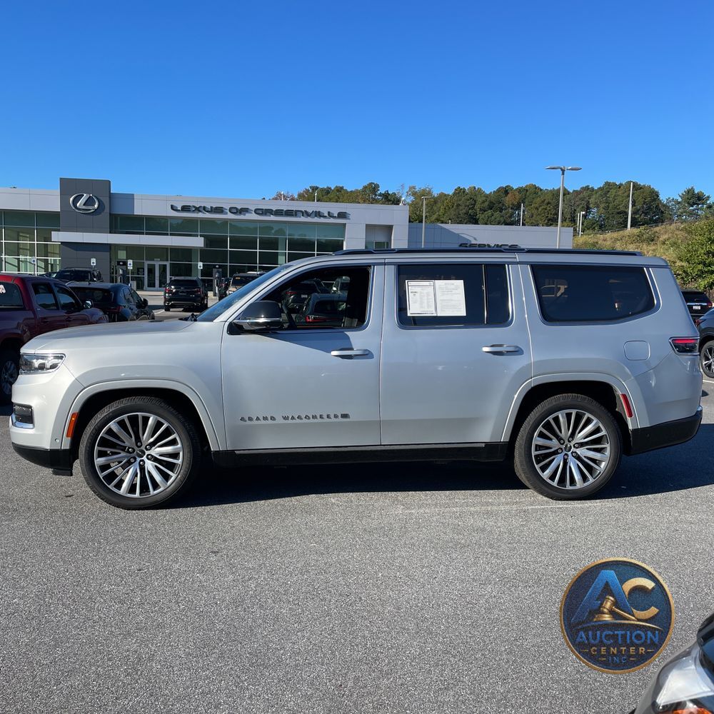 2023 Jeep Grand Wagoneer Series III