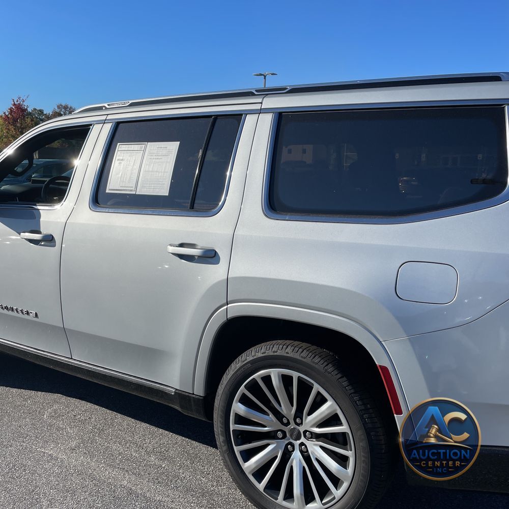 2023 Jeep Grand Wagoneer Series III