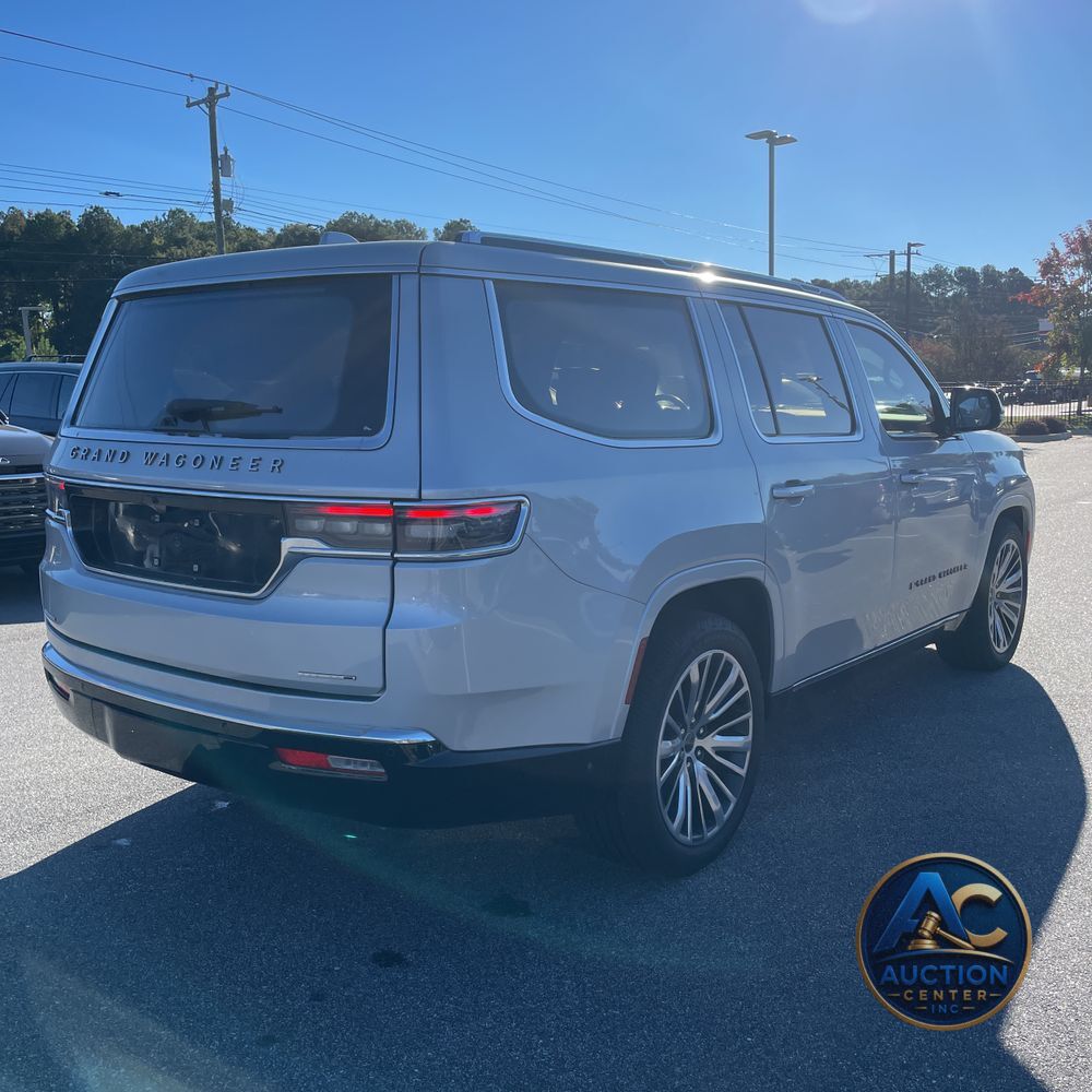 2023 Jeep Grand Wagoneer Series III