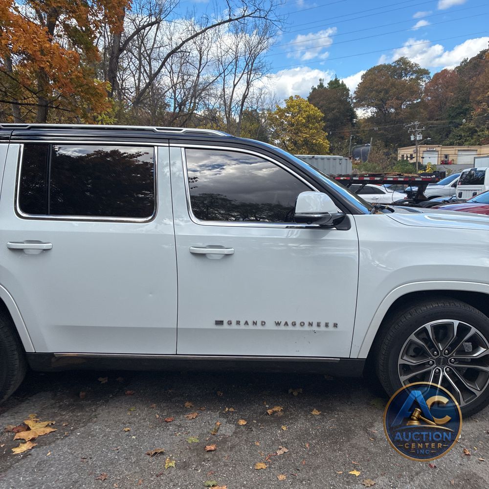 2022 Jeep Grand Wagoneer Series III