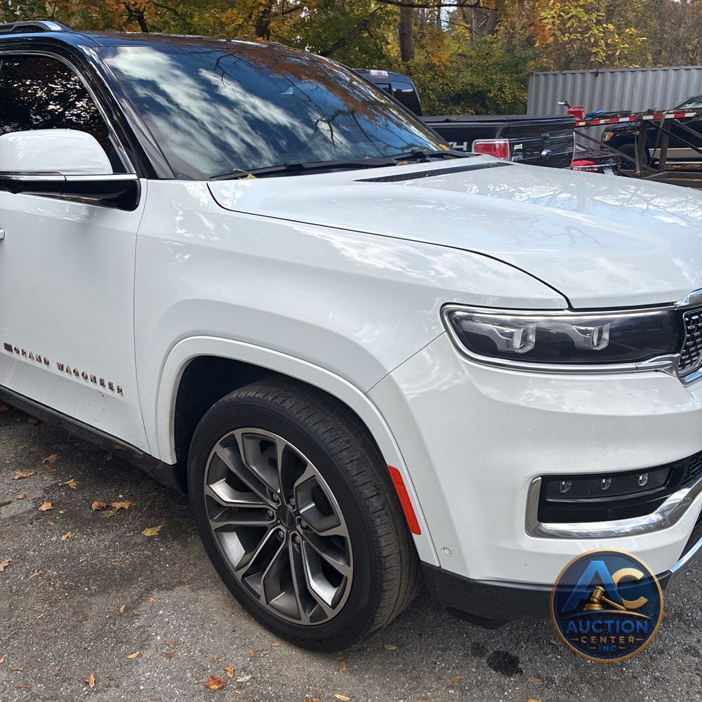 2022 Jeep Grand Wagoneer Series III