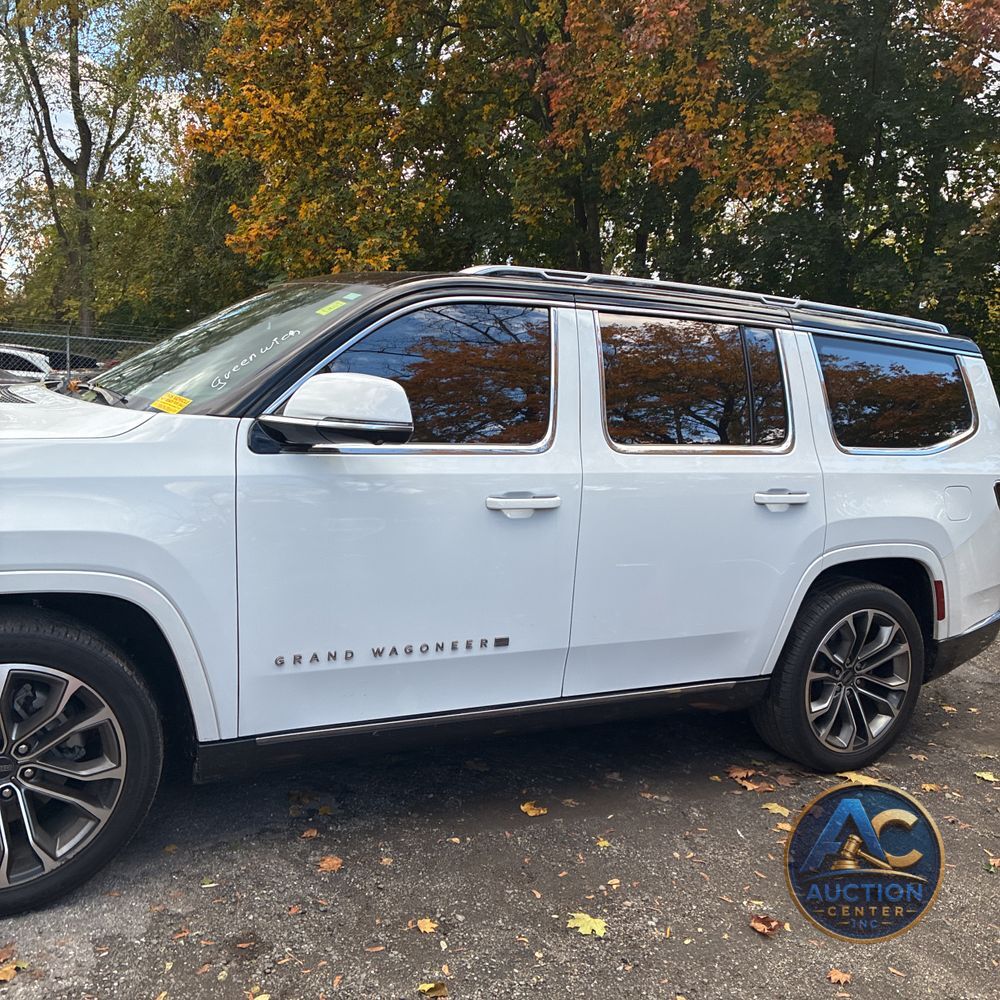 2022 Jeep Grand Wagoneer Series III